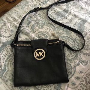 Black Michael Kors Crossbody
